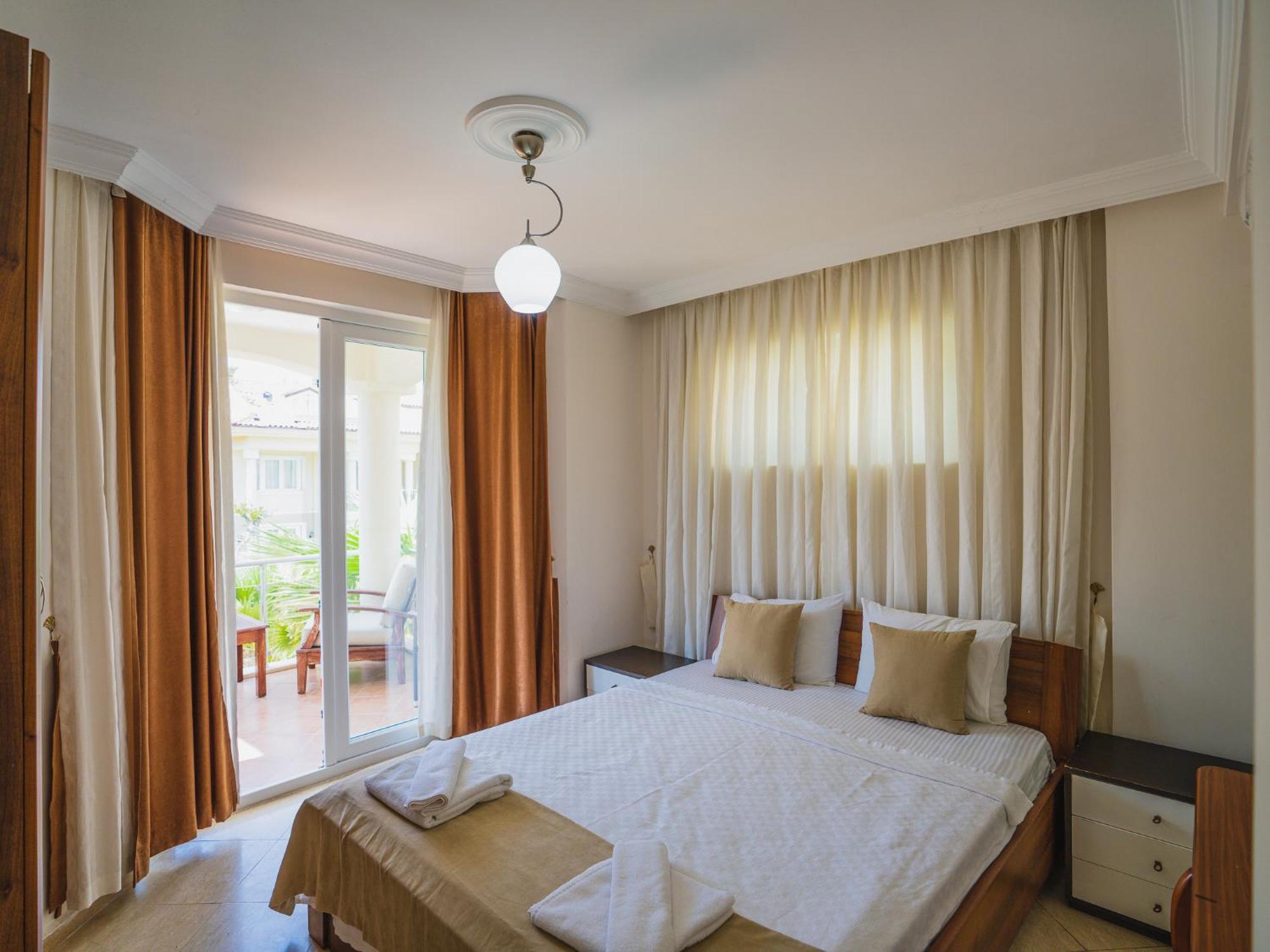Sunset Beach Resort Aqua Lettings Фетие Екстериор снимка