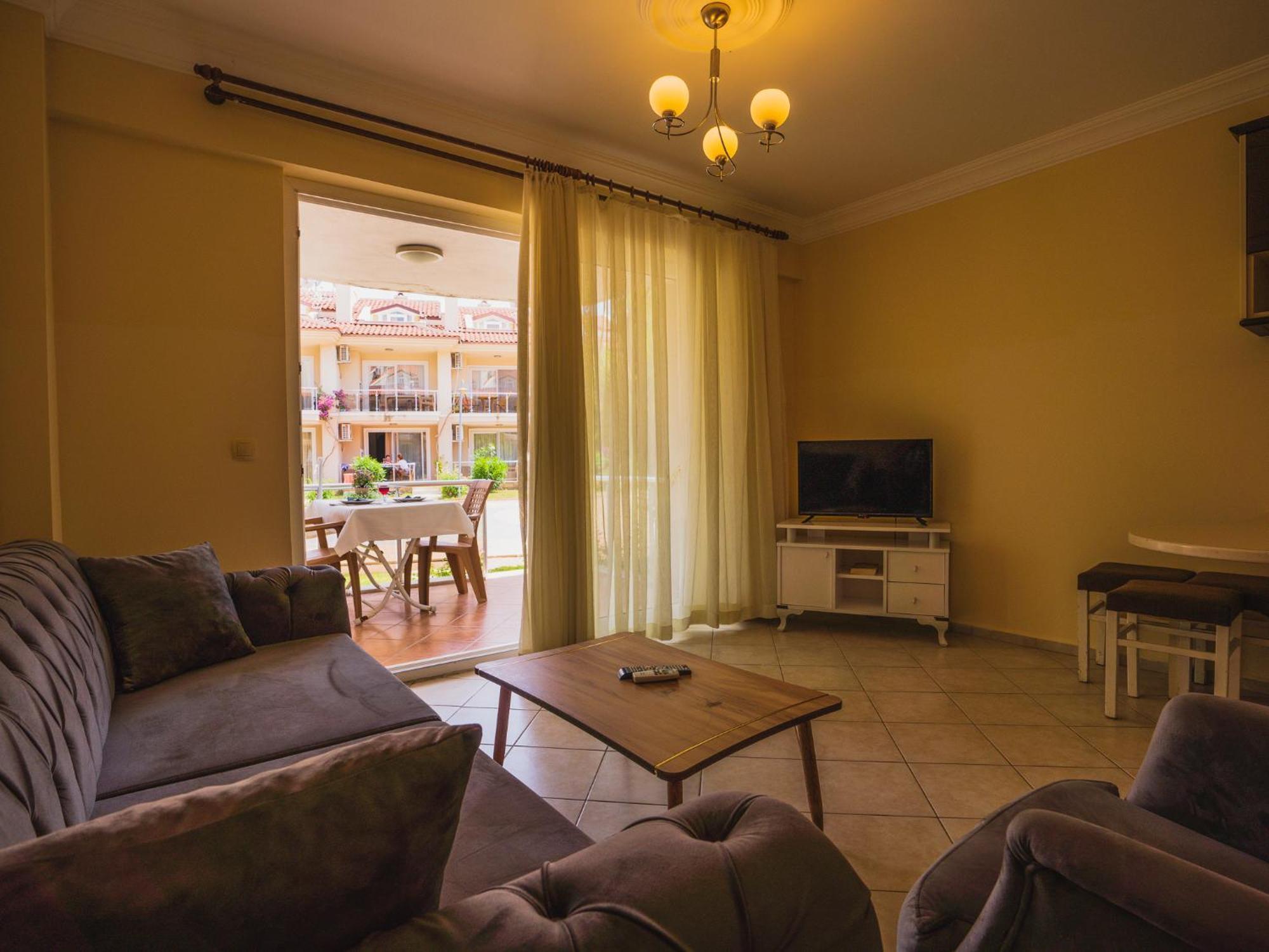 Sunset Beach Resort Aqua Lettings Фетие Екстериор снимка
