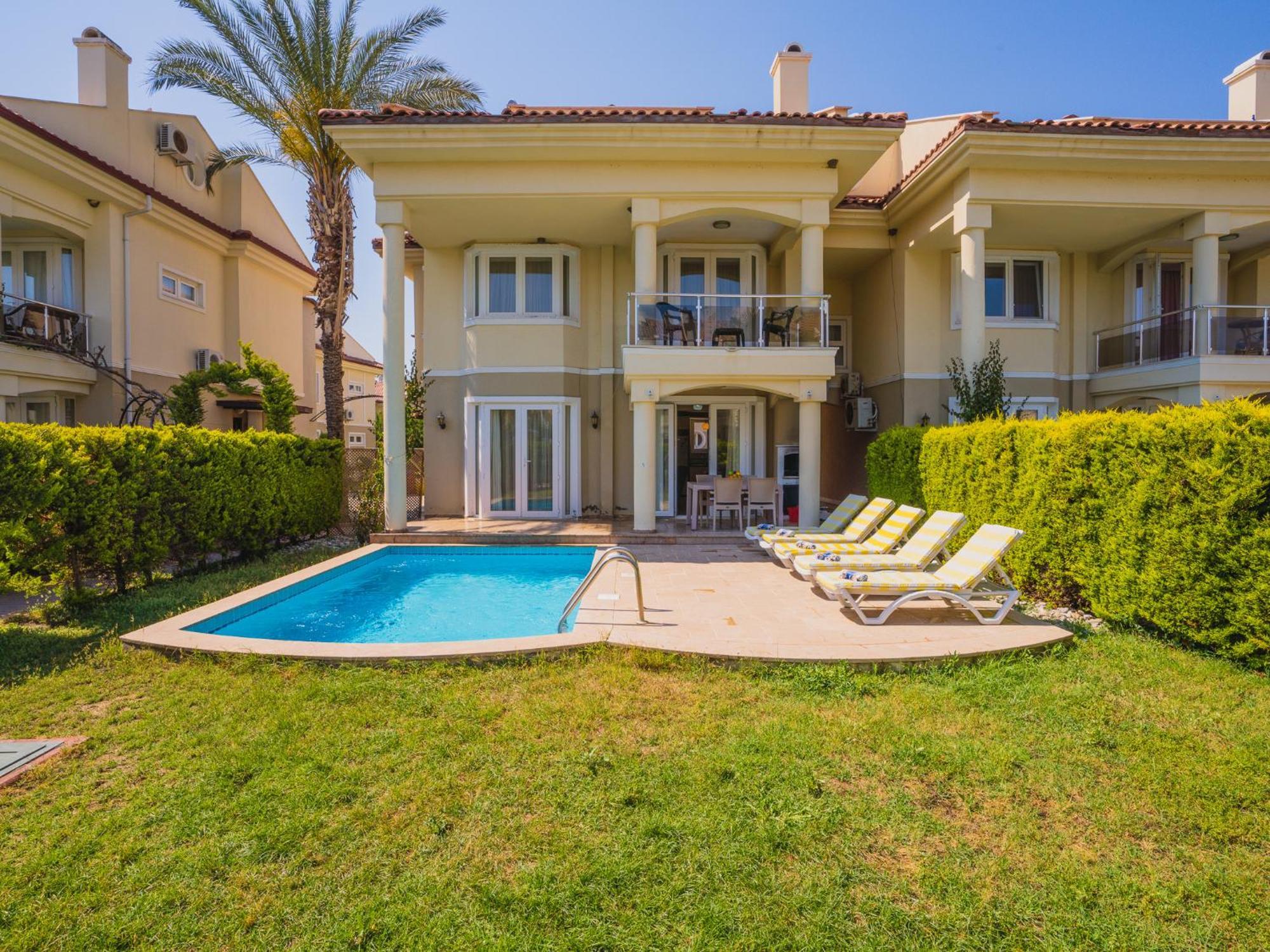 Sunset Beach Resort Aqua Lettings Фетие Екстериор снимка