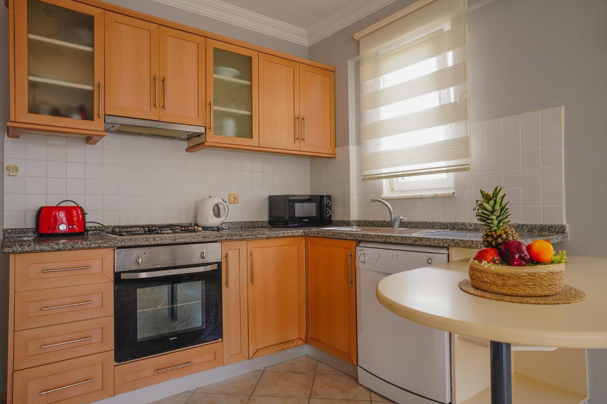 Sunset Beach Resort Aqua Lettings Фетие Екстериор снимка